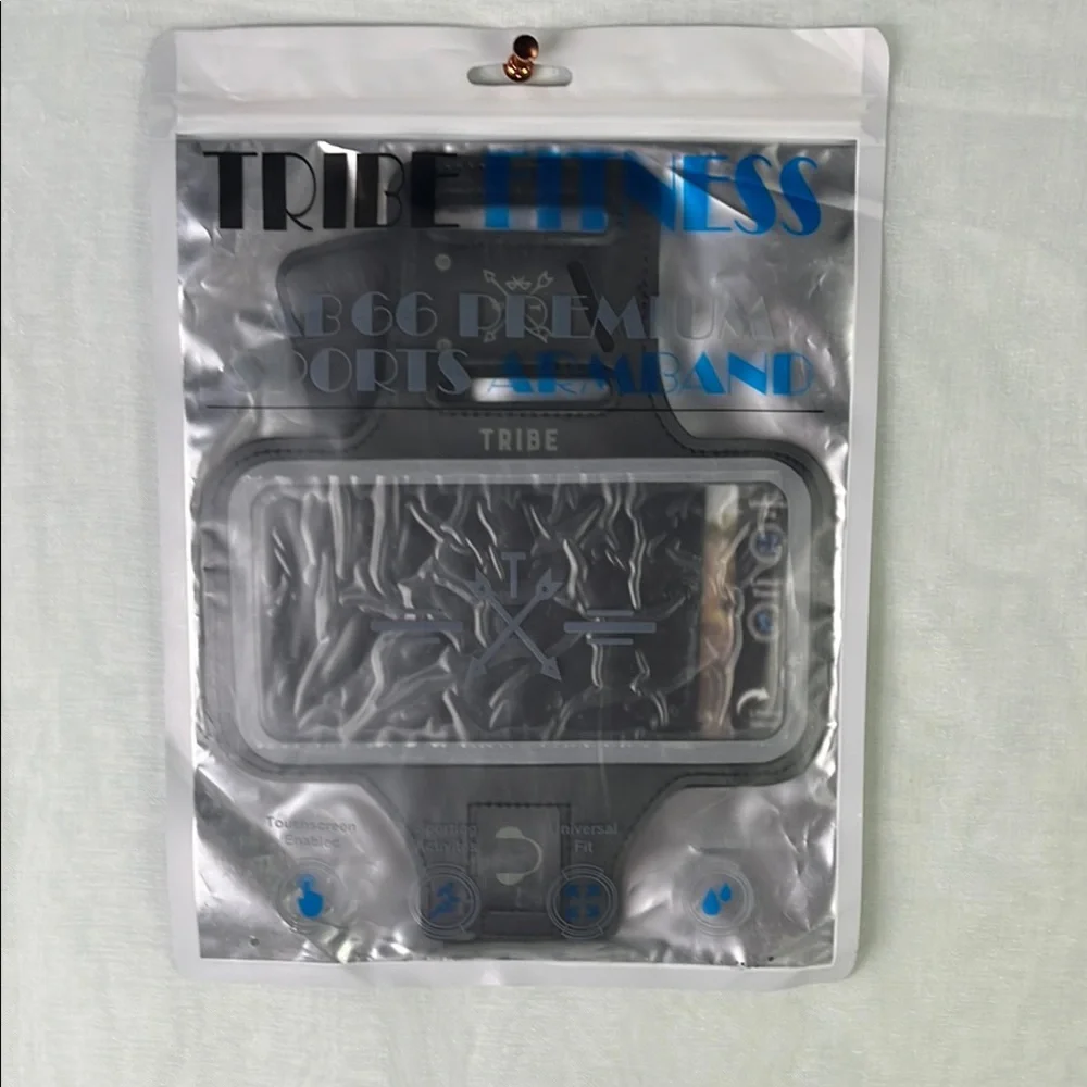 TRIBE FITNESS AB66 Premium Sports Armband - New in package. Universal Fit